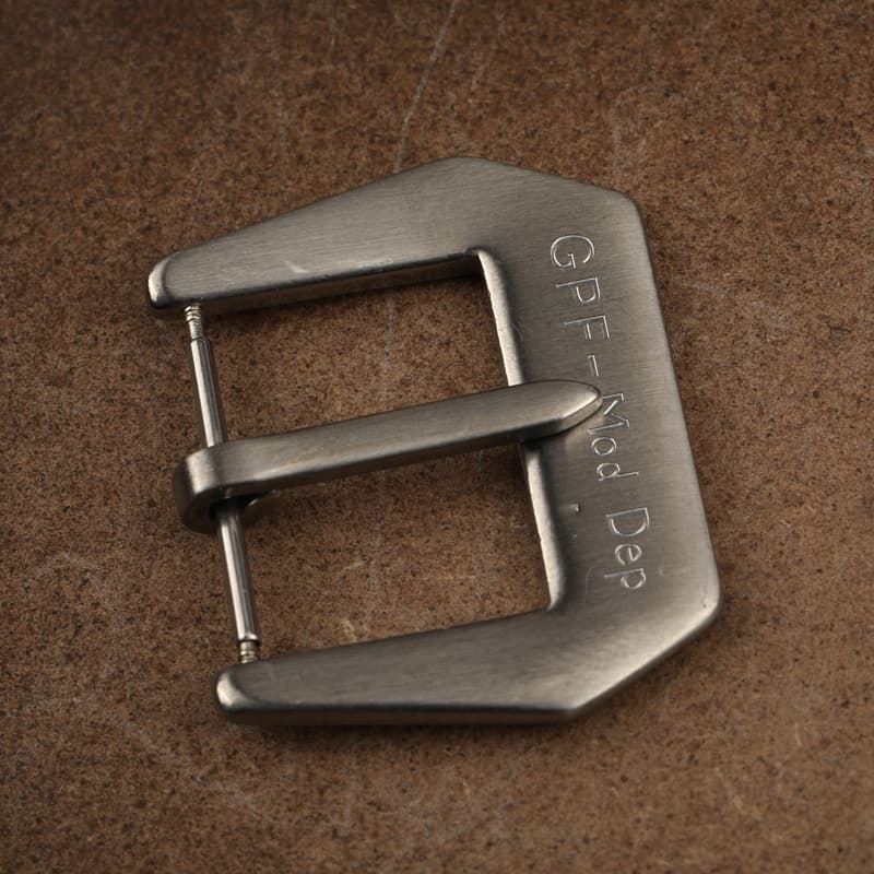 Hand-Carved Alphabet Buckle Div Genuine Leather Watch Strap Buckle 22mm 24mm 26mm Suitable for Fat Hai Pam