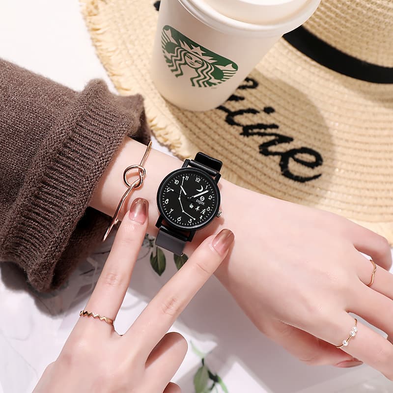 Luminous Watch, Simple ins Trendy Versatile Fresh Style Zodiac Watch for Men and Women, Student Small Dial Couple Quartz Watch