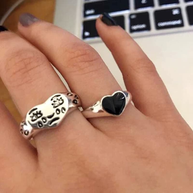 Rings Women Black Heart Ring Trendy Female Accessory Open Tear Face Expression Vintage Knuckle Ring