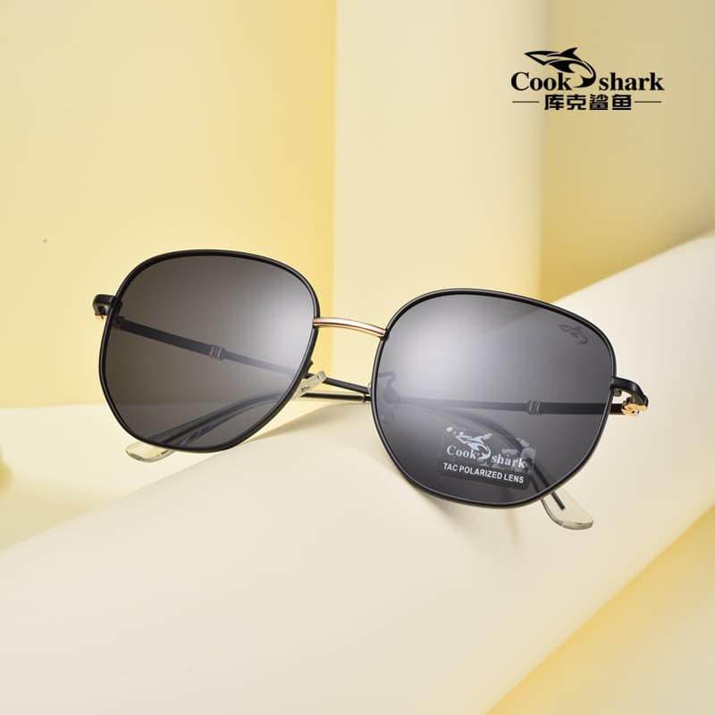 Cook Shark Polarized Sunglasses for Women, Summer Round Face Uv Protection, Fashionable Trendy Glasses, Sunglasses for Women, Large Frame, Slimming Effect