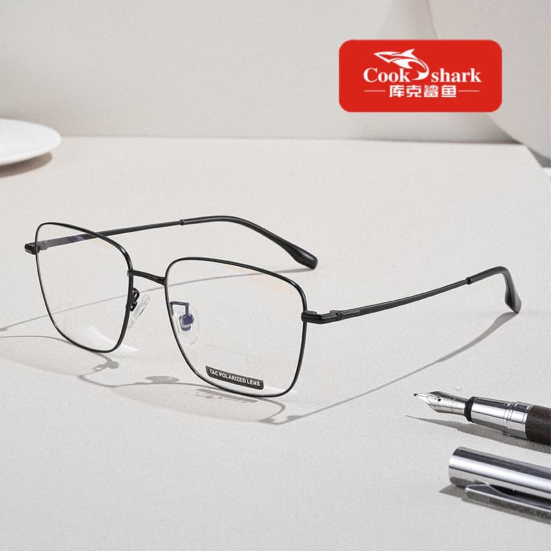 Cook Shark Semi-Titanium Anti-Blue Light Anti-Radiation Fatigue Myopia Glasses Frame for Men Trendy Non-Prescription Eye Protection Plain Glasses for Women