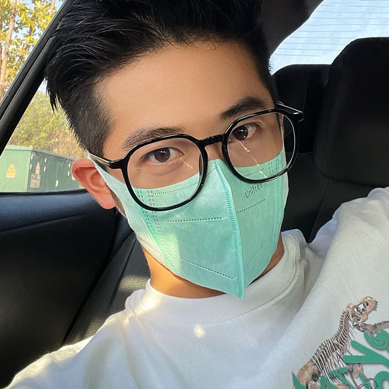 Small Face-Framing Glasses for Men, Oversized Frames Suitable for Large Faces, Blue Light Blocking, Suitable for Nearsighted Eyes, Can Be Fitted with Prescription Lenses, Trendy for Both Men and Women