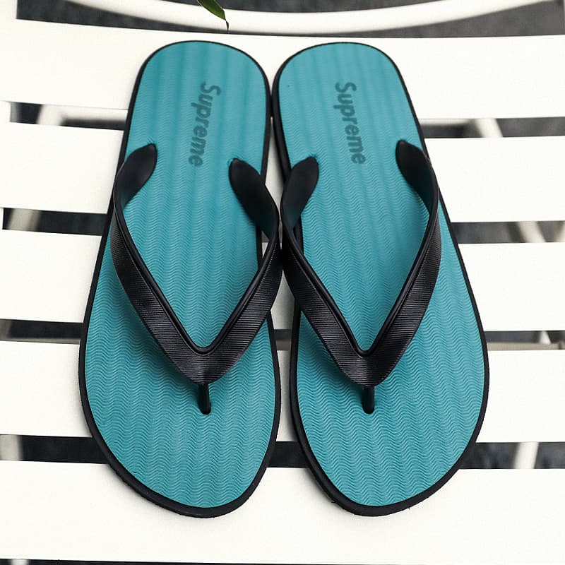 Men's Flip-Flops for Summer 2025, New Trendy Casual Outdoor Wear, Non-Slip, Wear-Resistant, Odor-Resistant, Thong Sandals for the Beach