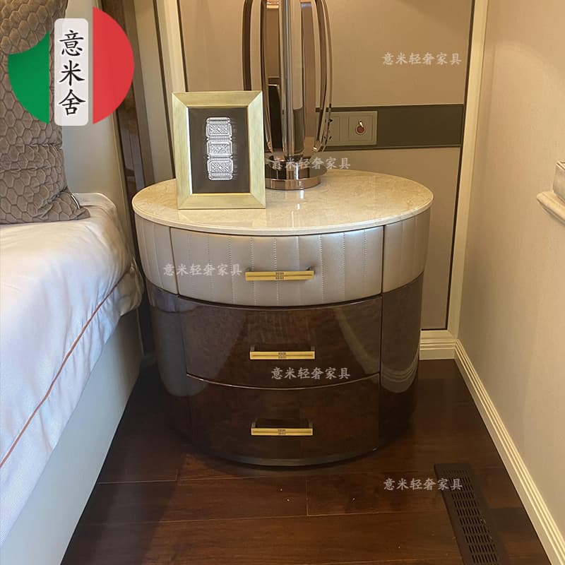 Casual Post-Modern Bedside Table American Accessible Luxury Marble Bedside Storage Cabinet Building Model House Villa Xiaohongshu