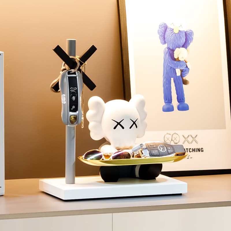 Violent Bear Key Holder for Entryway, Decorative Rack for Storage, Home Decor for Living Room, Entryway, Shoe Cabinet