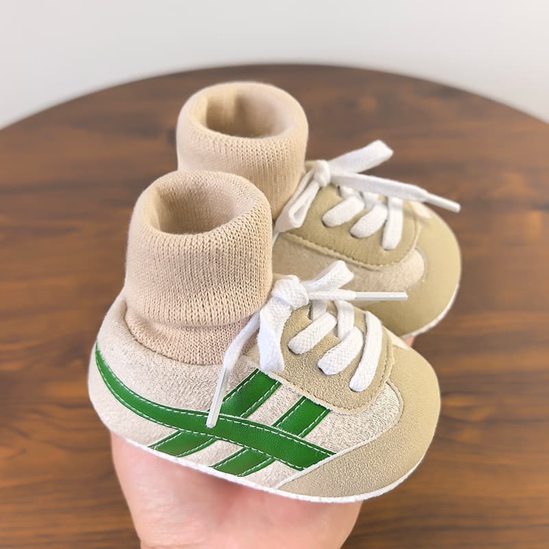 Baby Shoes for Spring and Autumn, Non-Slip Floor Shoes for Boys and Girls, Winter Shoes for 6 to 12 Months, 0-1 Year Old, Soft-Soled Newborn Walking Shoes