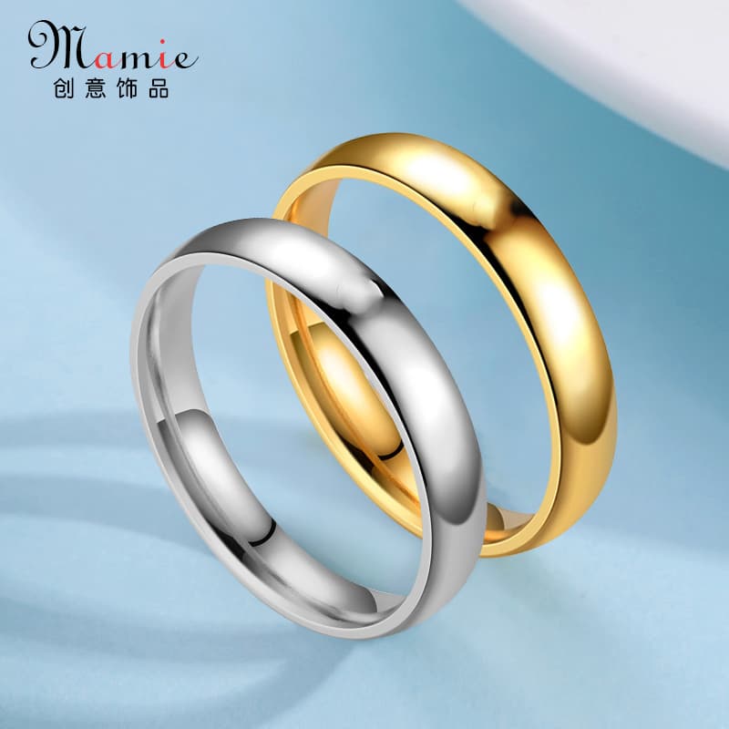 Simple and Stylish Ultra-Thin Wide Plain Ring, Unisex Couple Ring, Titanium Steel, Gold Color, Non-Fading, Trendy Personality Ring