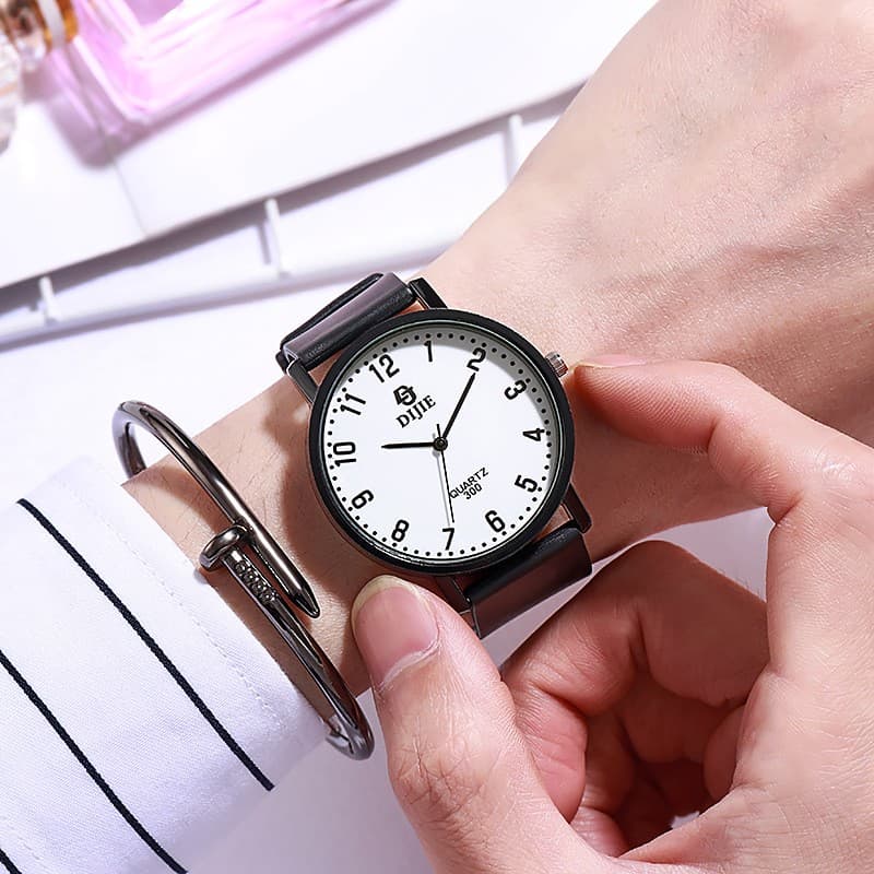 Student Exam Watch for Women ins Niche Design Fashionable Trendy Stylish Temperament Junior High School and High School Couple Quartz Watch