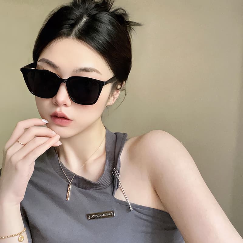 Trendy High-End Sunglasses for Women, Popular Style, Polarized Uv Protection, Prescription Sunglasses for Men, Suitable for Square and Round Faces