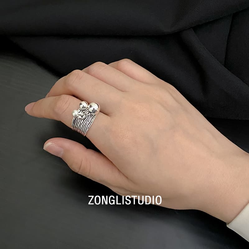 Vintage Distressed Round Ball Ring for Women, Open Ring, Round Ball, Niche Design, Unique and Trendy ins