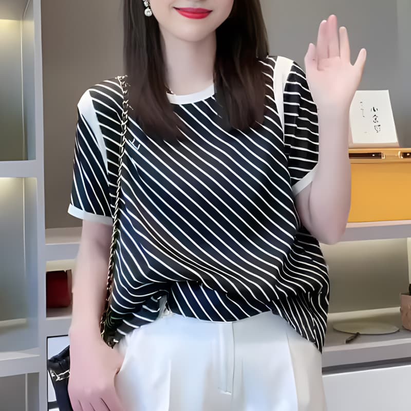 Black Round Neck Short-Sleeved T-Shirt for Women 2025 Summer New Style Light Luxury High-End Color-Blocking Striped Design Plus Size Top Trendy