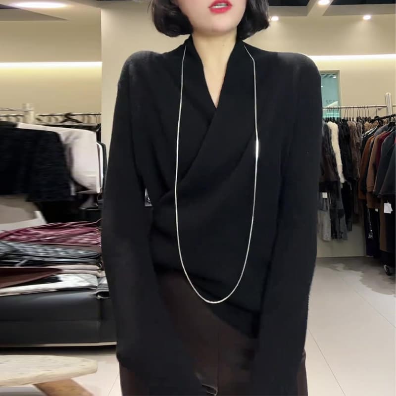 Black V Neck Long-Sleeved Knitwear for Women 2025 Autumn and Winter New Style Cross Design Fashionable Age-Reducing Large Size Versatile Top