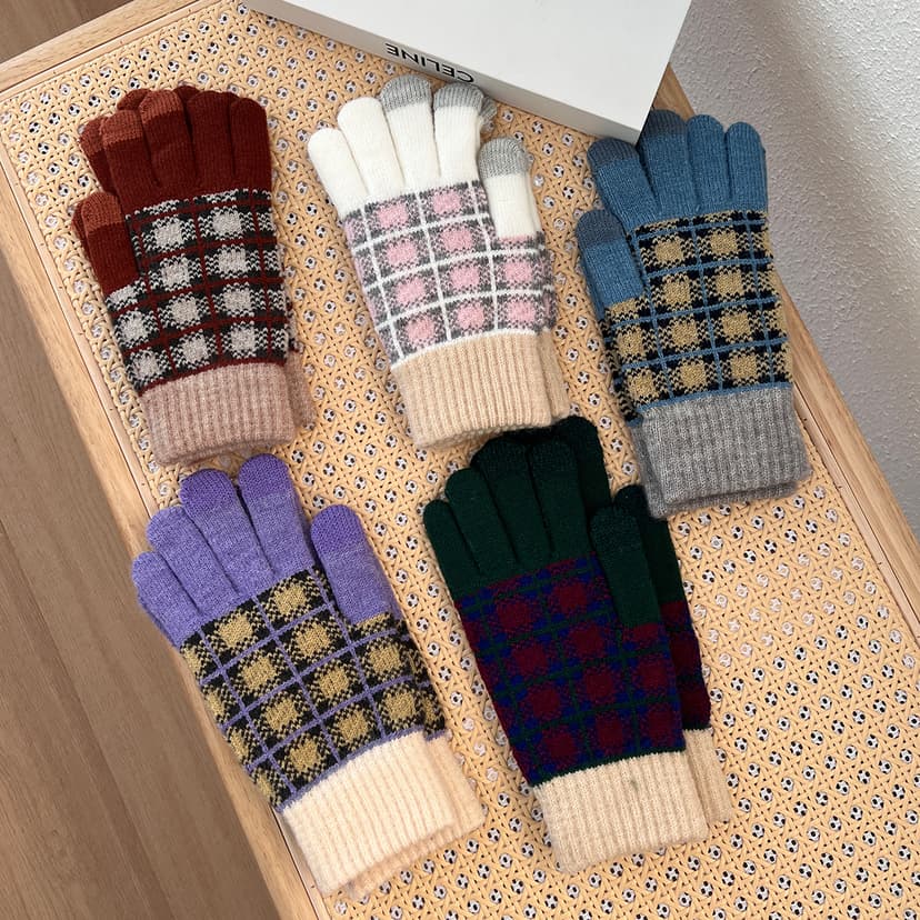 Japanese-Style Color-Blocked Plaid Gloves, Winter Fleece-Lined Warm Gloves for Men and Women, Student Outdoor Cycling Electric Bike Five-Finger Touchscreen Trendy
