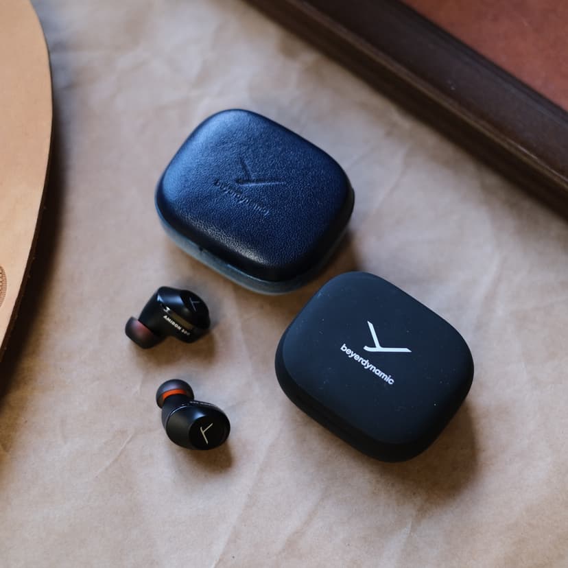 Suitable for Beyerdynamic Amiro 300 Headphone Protective Case, Handmade Genuine Leather Single-Color and Two-Tone Headphone Protective Shell