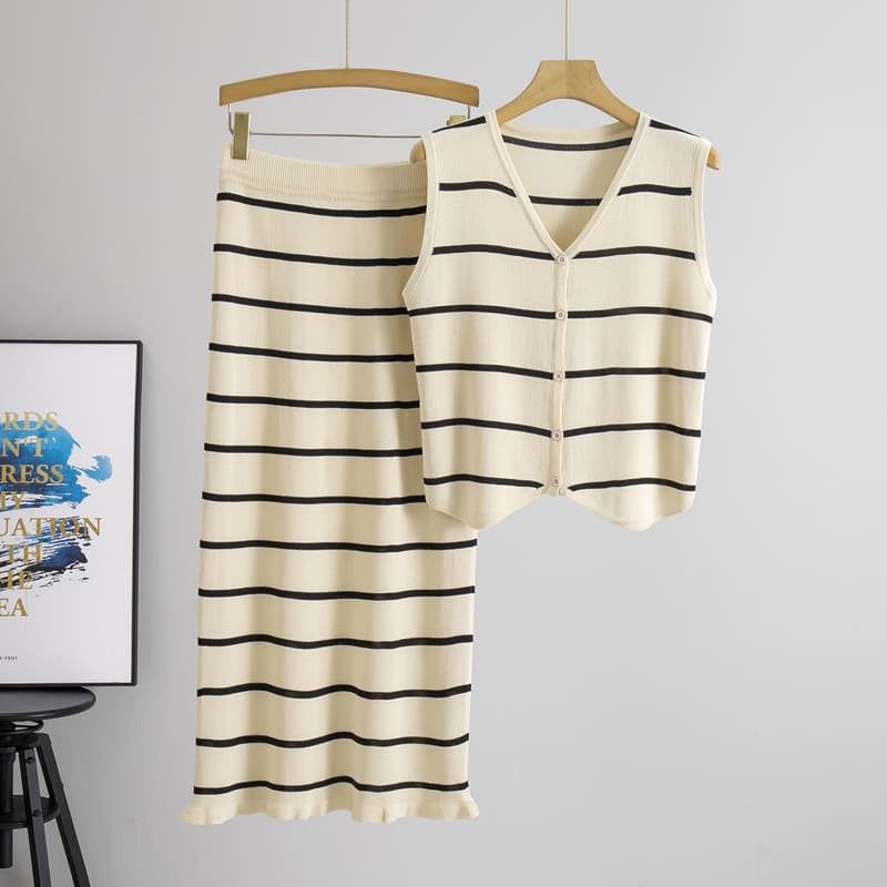Korean Style Retro Striped Knitted Vest Cardigan Fashionable Versatile Bodycon Skirt Elegant Two-Piece Set Trendy