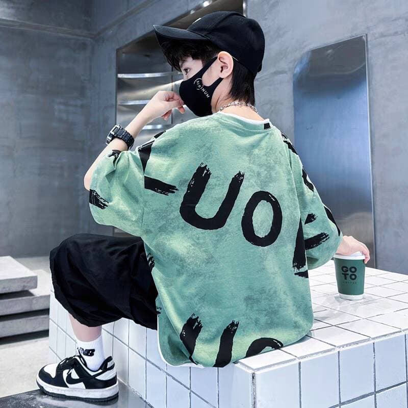 【Cool and Stylish】100% Cotton Boys' 2025 Summer Letter T-Shirt, Loose Fit, Crew Neck, Short Sleeve Top for Older Children