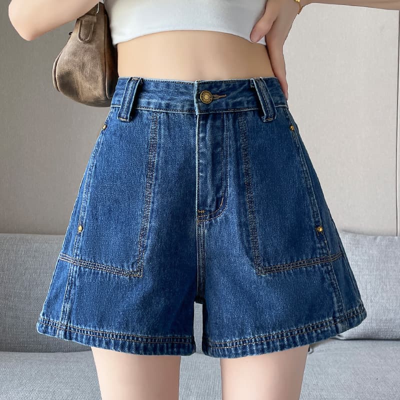 Dark Blue A-Line Denim Shorts for Women, Summer 2025, Loose Fit for Petite Figures, Trendy and Popular Wide-Leg 4-Point Hot Pants