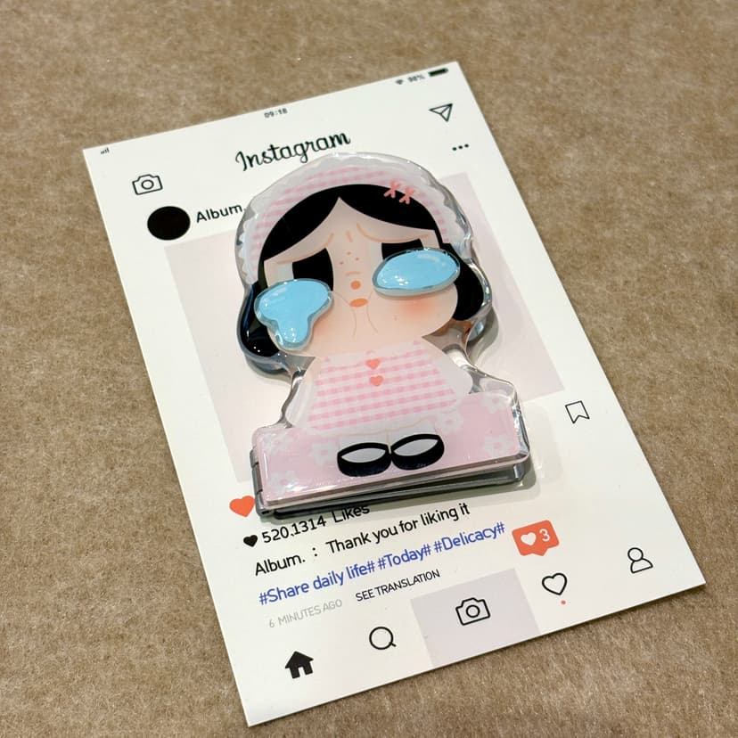 Crying Baby Mirror, Three-Dimensional Mirror Stand, Phone Case with Adhesive Backing, Transparent Adhesive, Niche Female Folding Support for Watching Dramas