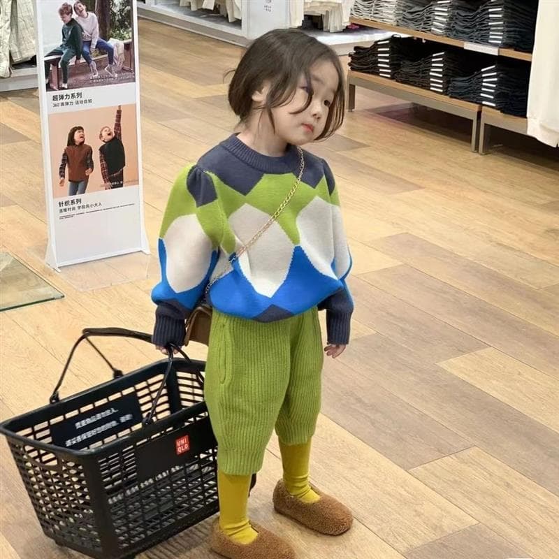 Children's Clothing Autumn and Winter New Style Sweater for Baby Girls, Stylish Knitted Sweater/Shorts, Thick Knitwear, Girls' Long-Sleeved Top, Trendy
