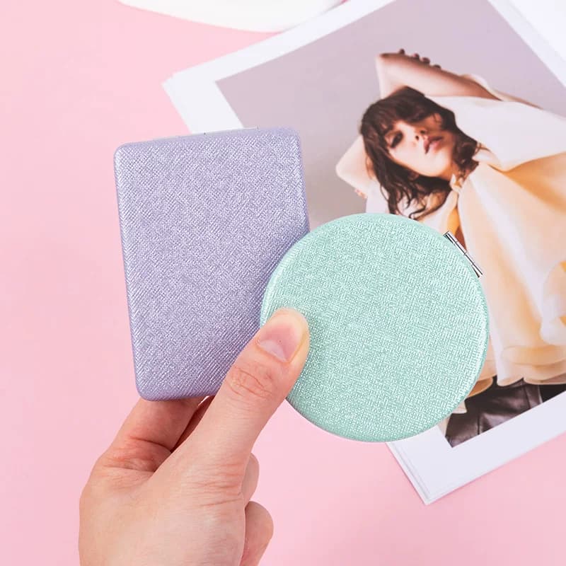 Authentic Black Bear Handheld Makeup Mirror, Portable Folding Round Double-Sided Simple Flip Cover Touch-Up Mirror