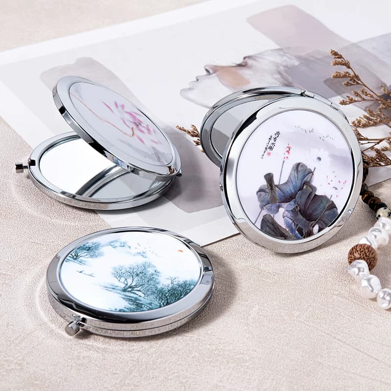 Ancient Style Makeup Mirror, Portable Women's Small Mirror, Student Portable Double-Sided Mirror, Palace Style Handheld Retro Patterned Mirror