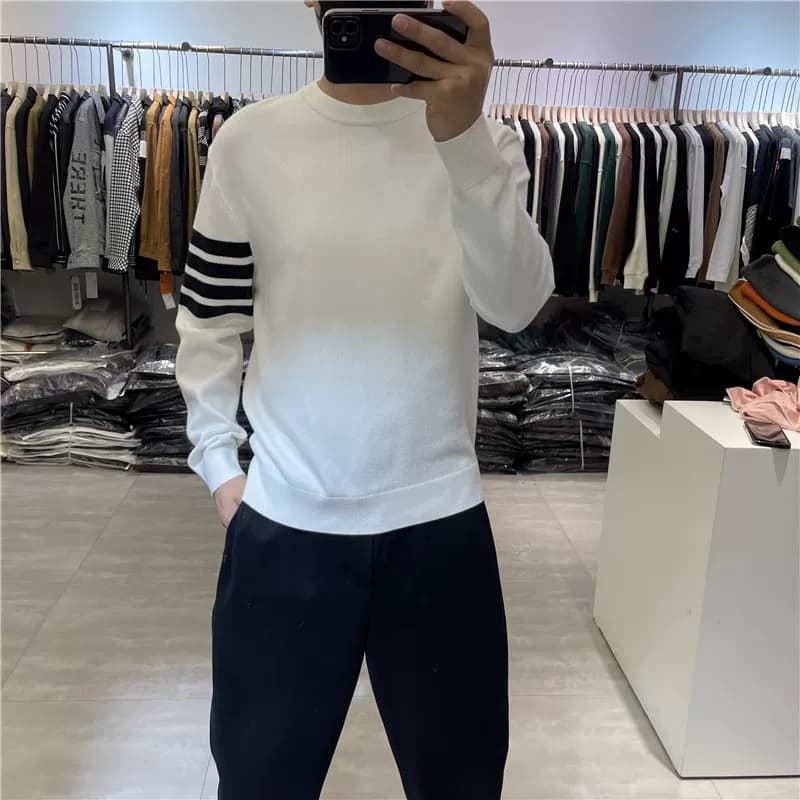 Autumn and Winter Color-Block Striped Sweater for Men, Korean Style Simple Round Neck Knitwear, Youth Trendy Casual Base Layer Sweater