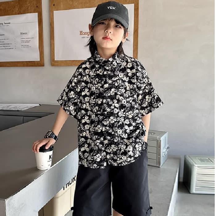Boys' Summer Short-Sleeve Floral Shirt, Stylish and Fashionable Children's Clothing, Summer 2026 New Model, Big Kids' Summer Top, Trendy