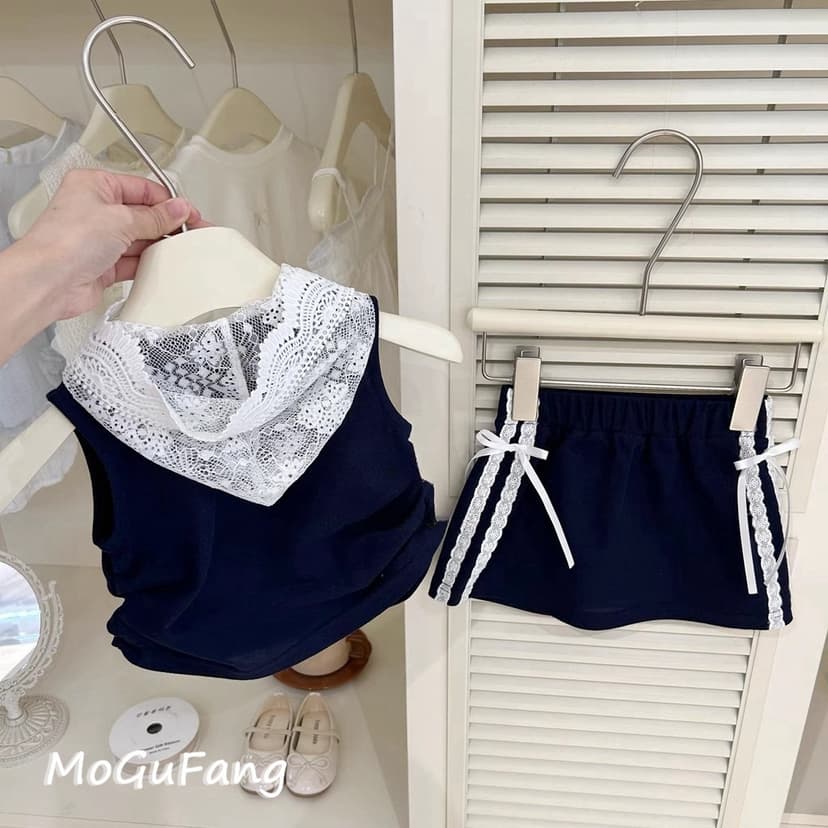 Spring and Summer 2025 Girls Sleeveless Vest Hooded Top Skirt College Style Fashionable Two-piece Suit Summer Fashion