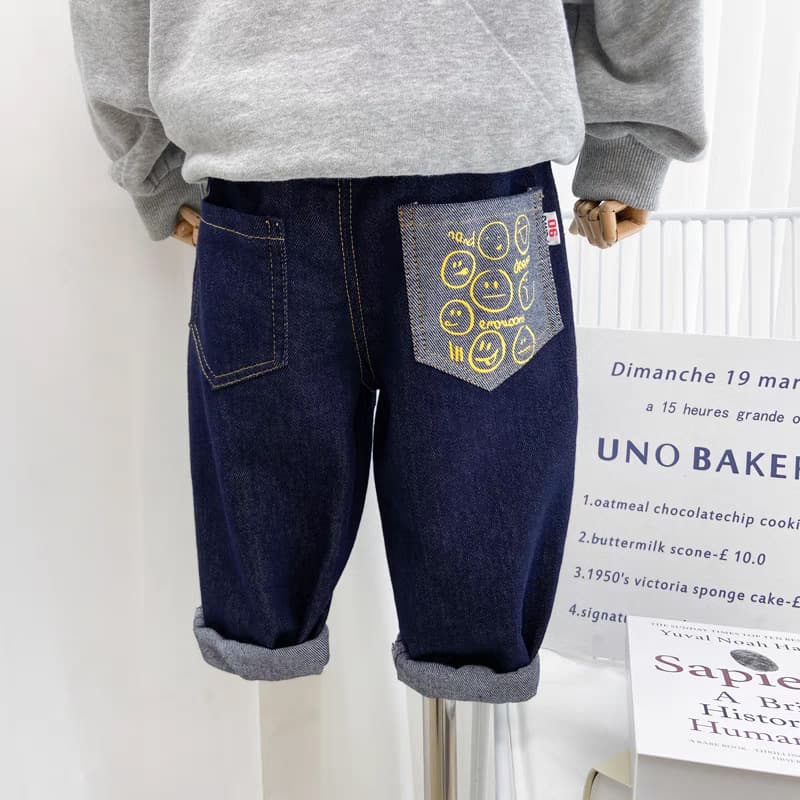 Korean Children's Jeans Cotton Baby Loose Straight Pants Western Style Spring and Autumn Children's Wear Boys' Trendy Trousers
