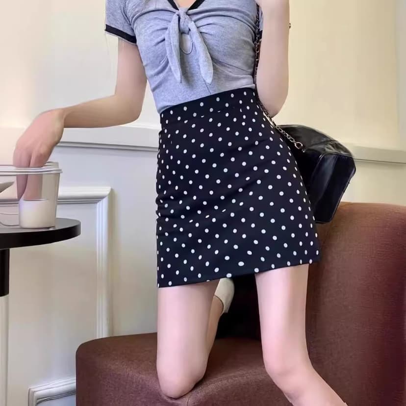 Hot Girl Polka Dot Casual Versatile Skirt Women's 2024 Summer New Korean Style High Waist Slim A-Line Skirt Short Skirt