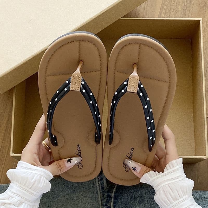 Cartoon Little Fragrant Style Flip-Flops for Girls Summer Explosions Non-slip Beach Vacation Soft Bottom Home Outer Bathroom Slippers