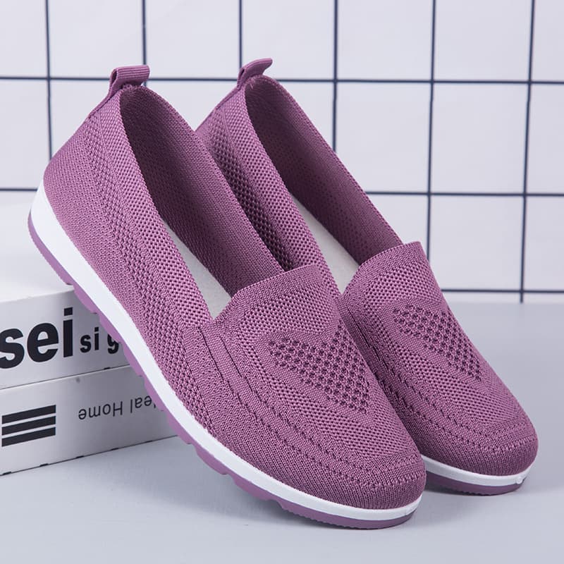 2025 New Old Beijing Craft Cloth Shoes Women's Shallow Mouth Slip-On Square Mouth Shoes Plaid and Lightweight Middle-Aged and Elderly Mom Shoes
