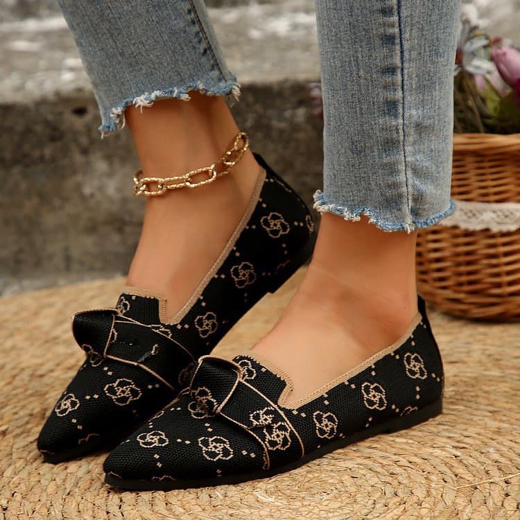 Cross-border Foreign Trade 2025 New Spring and Autumn Pointed Flat Shoes plus size Fashion Flying Woven Slip-on Casual Women's Shoes