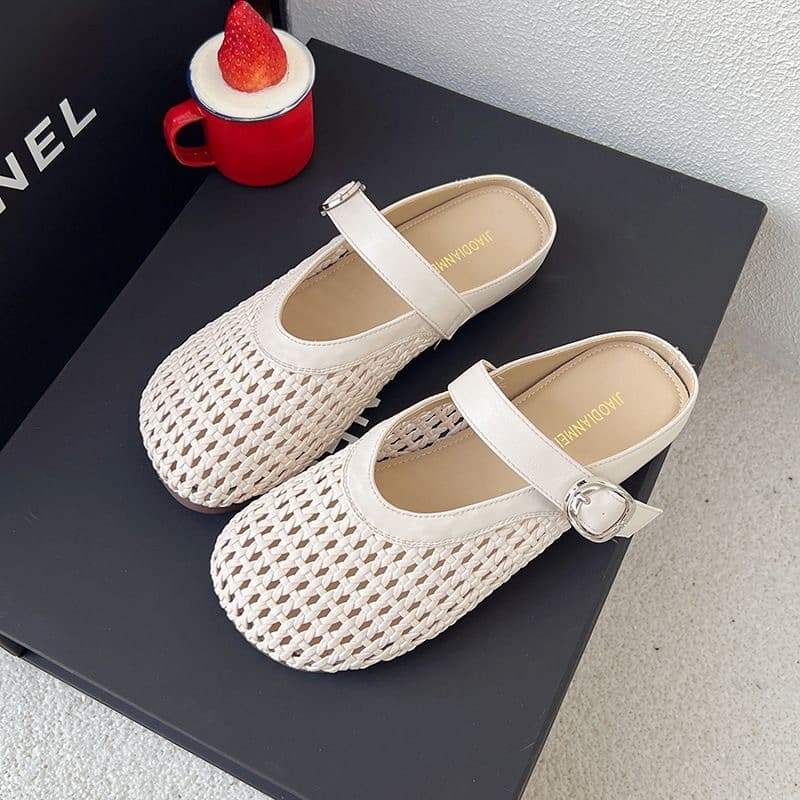 TikTok Sandals and Slippers Girls Soft Bottom Summer New Style Out-of-the-way Internet Popular Thick Bottom Fashionable Casual All-match Explosions Thin Feet