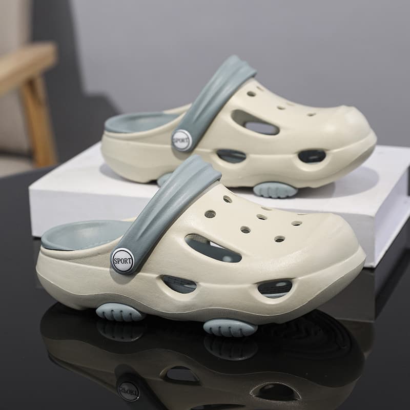 2025 Summer Children's Croc Shoes New Eva Anti-Slip Trendy Slippers Boys and Girls Anti-Slip Outerwear Beach Sandals