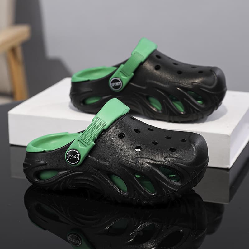 Boys Cave Shoes Summer New Style Baotou Slippers Small and Medium-sized Children 4-15 Years Old Children Wear Shoe with Shit