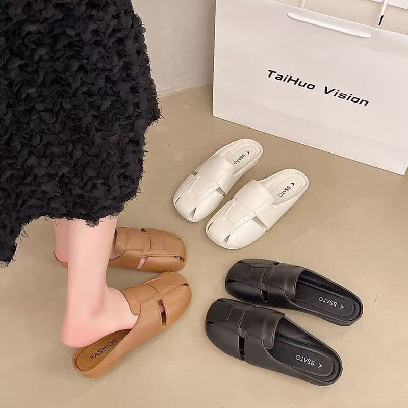 2025 New Summer Style French Retro Woven Toe-Cap Half Slippers for Women to Wear Outside, Cut Out Square Toe Flats Half-Pack Sandals