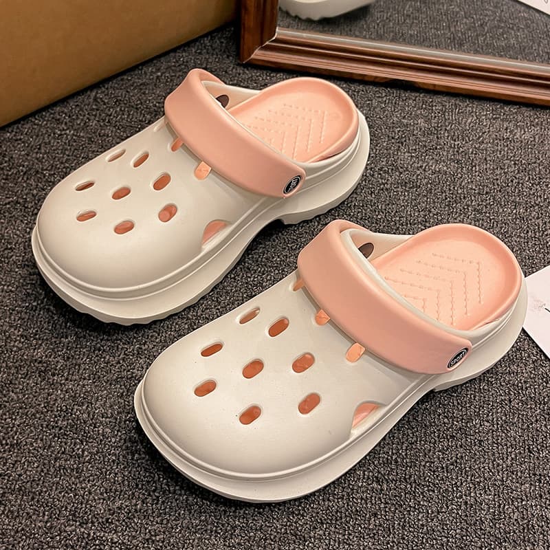 Women's Garden Croc Shoes Super Soft Anti-Slip Sandals Women's Summer New Beach Waterproof Breathable Height Increasing Women's Slippers