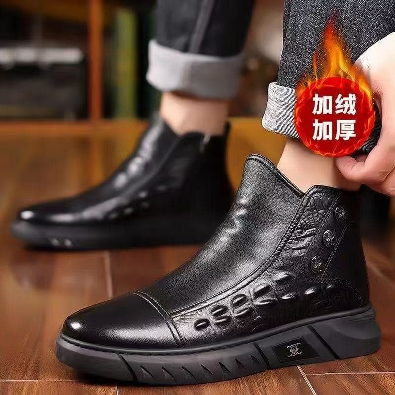 Autumn and Winter Fashion New Men's Casual Leather Boots Soft Leather Soft Sole Non-Slip High Top Warm Trendy British Style Boots