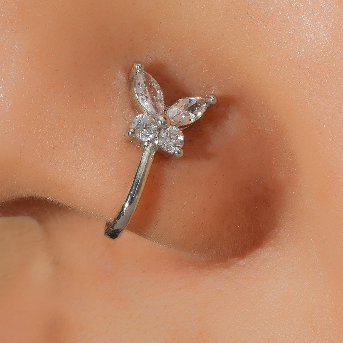 Cross-Border European and American Butterfly Non-Pierced Nose Clip Nose Ring Retro Fashion Copper Inlaid Zircon U-Shaped Nose Nail Piercing Jewelry for Women
