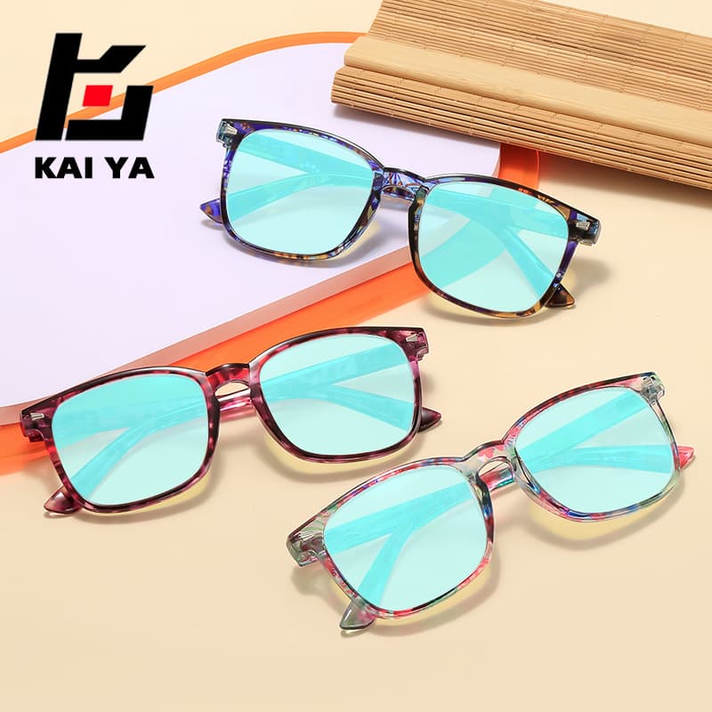 New Fashionable Red-Green Color Blindness Glasses for Men to See Pictures and Correct Color Blindness Special Glasses Printed Color Blindness Glasses