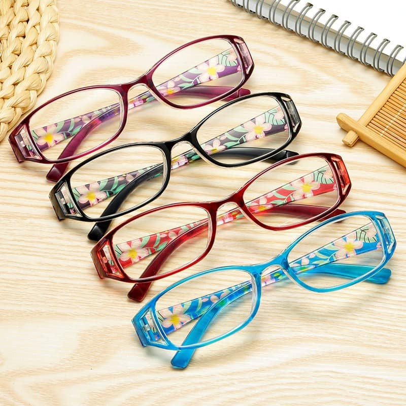Japanese Imported Presbyopia Glasses Women's Anti-blue Light Anti-fatigue Fashion Ultra Light HD Old Light Elegant and Comfortable