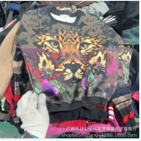 Guangzhou Old Clothes Hoodless Sweatshirt Hoodies Exported to Africa and Southeast Asia, Soft and Delicate Cotton Sportswear