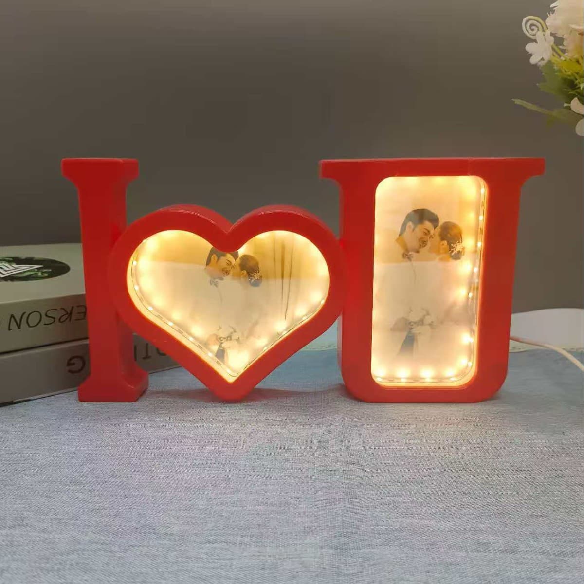 Led Photo Frame Light, Luminous Photo Frame, Creative Iloveyou Pattern, One Lamp, Dual-Purpose, Turn on the Light Is Photo Frame, Turn Off the Light, Mirror