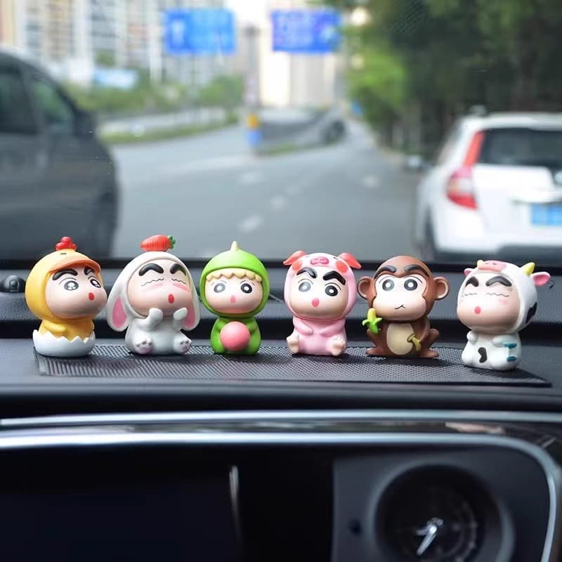 Cute Healing Crayon Shin-Chan Car Ornament Sweatshirt Doll Doll Dinosaur Girls Car Center Console Decoration